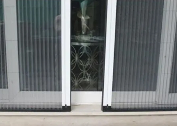 Pleated Mosquito Screen for Window - Horizontal